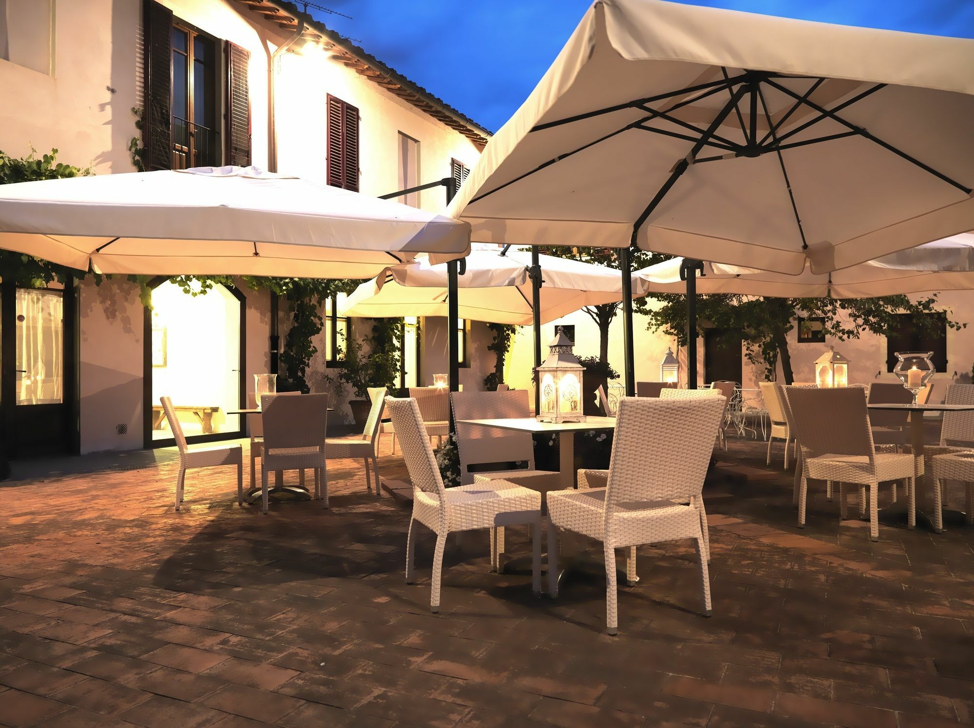 Agriturismo La Canonica Bauernhof *
